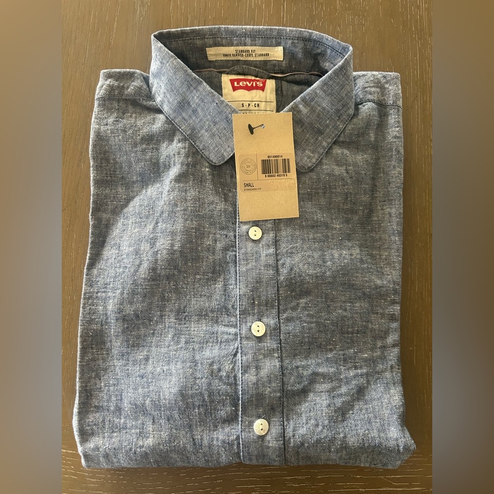 Levi’s Long Sleeve Shirt